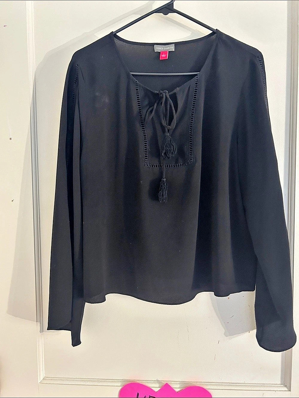 Vince Camuto Black Tie-Front cropped Blouse Like New